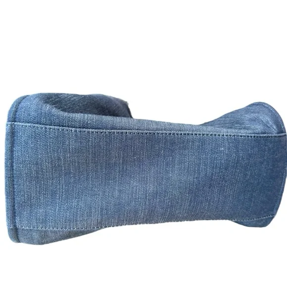 CHANEL Denim Tote handbag - Picture 3 of 7